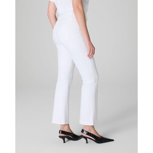 NWT Spanx SPANXshape Original EveryWear Kick Flare Jeans in White size Small - Picture 3 of 8